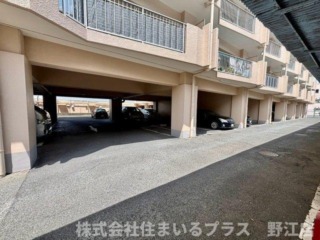 朝日プラザ大宝EPの駐車場