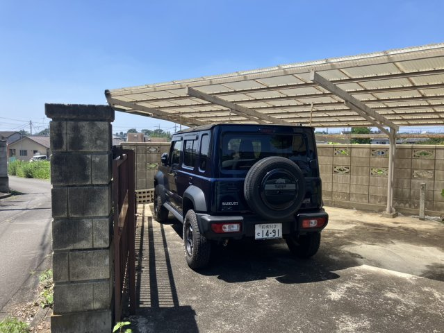 桐生市川内町眺めの良い戸建の駐車場