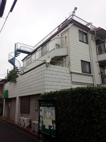ロアール新大塚の外観