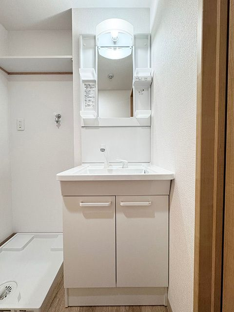 ユーミー新高岡の洗面所