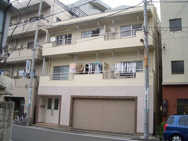第１カスヤハイツの外観