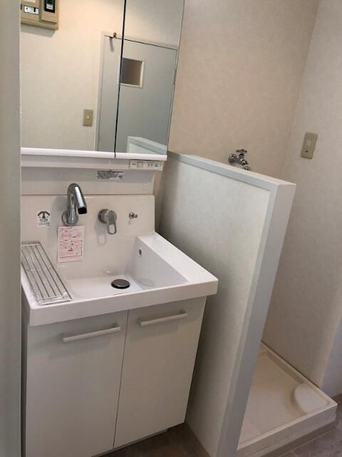 第１カスヤハイツの洗面所