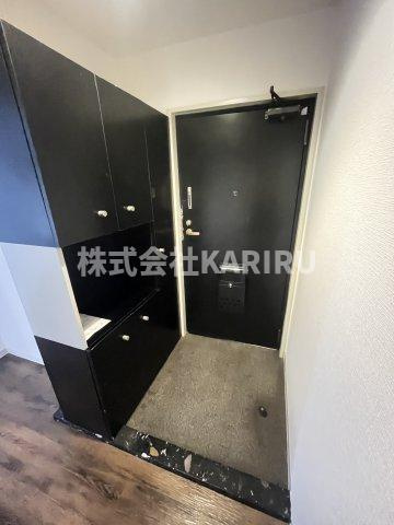 メゾン・ド・ノブレの玄関