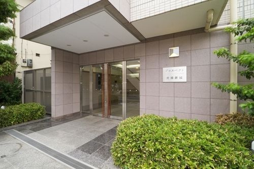 プロスペクト武蔵新城のエントランス