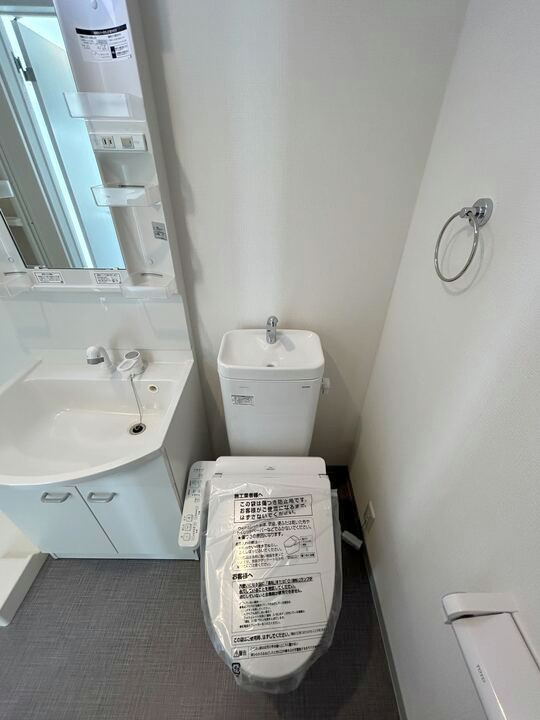 モダンオーク北柏のトイレ|ゆったりとした空間のトイレです