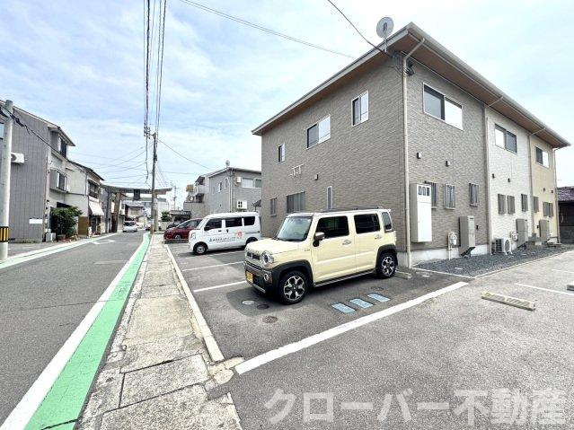 Ｖｉｌｌａ Ｎａｋａｂｕの駐車場|駐車場