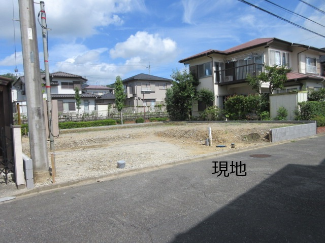 【仲介手数料無料】新築戸建　鳩山町楓ヶ丘3-1-10（全1棟）の前面道路含む現地写真