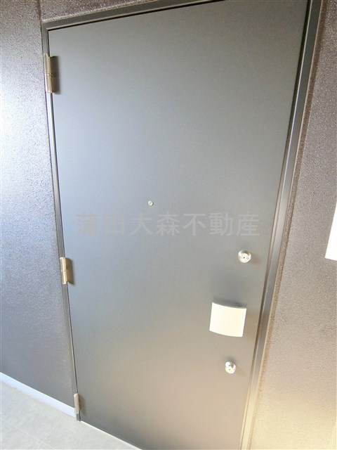 LUMEEDルミード蒲田南の玄関
