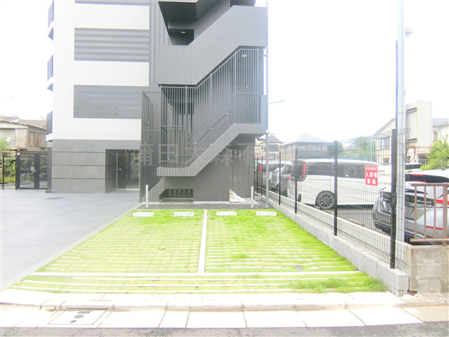 LUMEEDルミード蒲田南の駐車場|敷地内平置き駐車場　空き状況等詳細はお問合せ下さい。