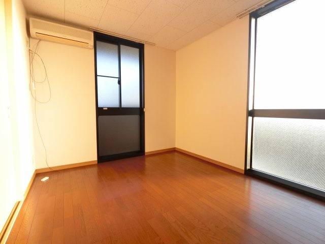 【寝室】 | エレミタージュ