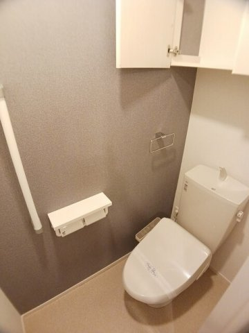 【トイレ】 | プロムナード椿 | 清潔感のあるトイレです