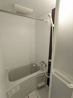 ハーモニーテラス草薙町の浴室