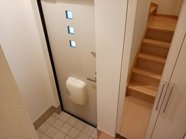 ゆったりとした玄関です