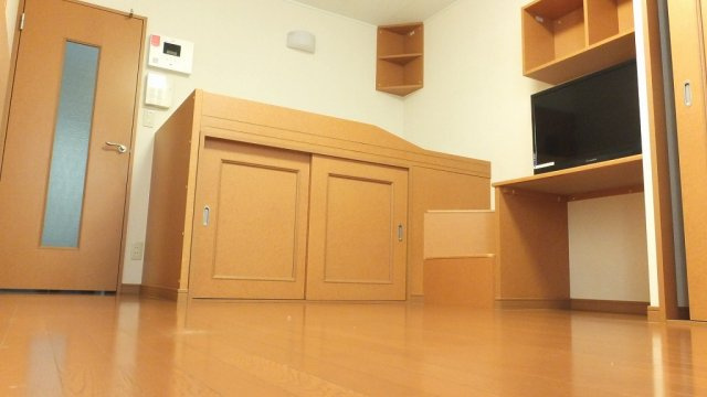 こちらの居間で趣味の時間をお楽しみください