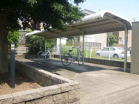 屋根付き駐輪場