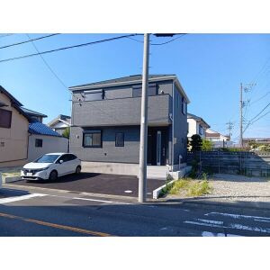 クレイドルガーデン江南市古知野町花霞第1 1号棟の駐車場