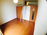 こちらの居間で趣味の時間をお楽しみください