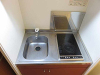 コンパクトなキッチンで掃除もラクラク