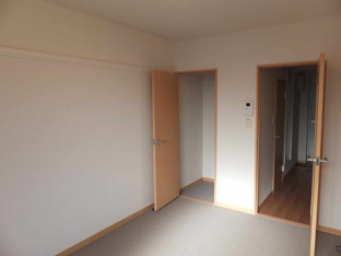 部屋ごとにタイプが異なります。
