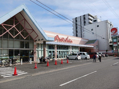 【周辺】 | プラス　イメージ | マルナカ今治駅前店まで1600m