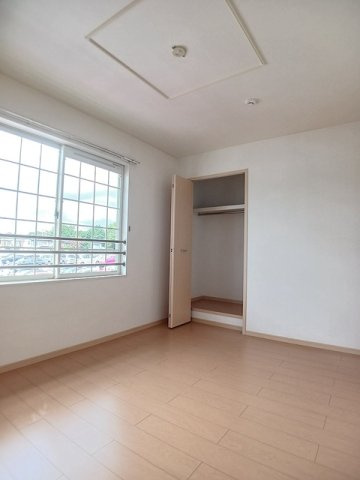 中はこのようになっています