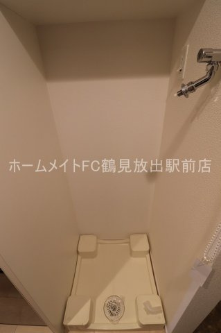 スプランディッド放出の設備