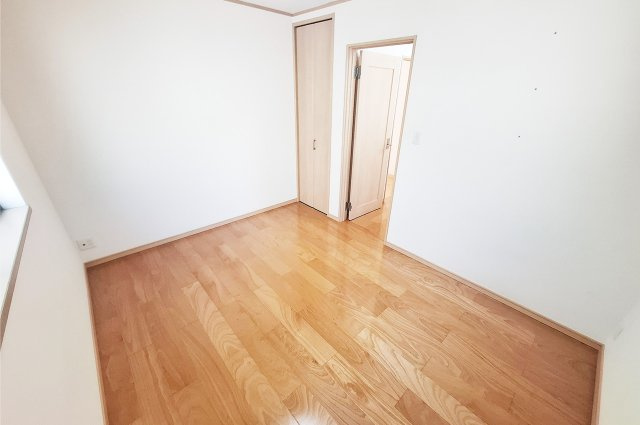堺市南区大森の子供部屋|洋室3：テレワーク部屋や子供部屋など家族構成にあわせて多用途に利用できます。