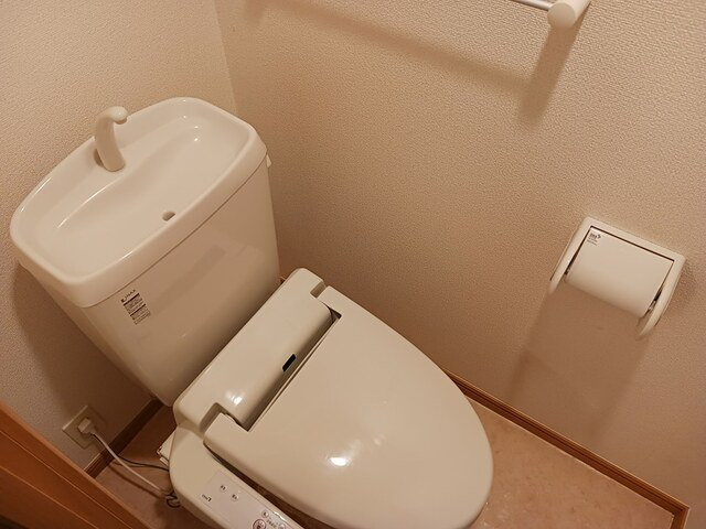 清潔感のあるトイレです