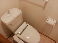 清潔感のあるトイレです