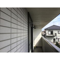 陽当たり良好なバルコニーです