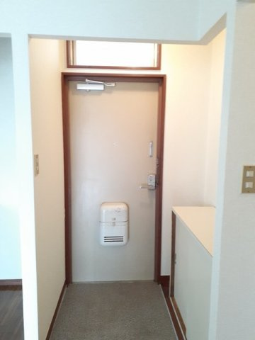 落ち着いた玄関です