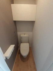 コンパクトで使いやすいトイレです