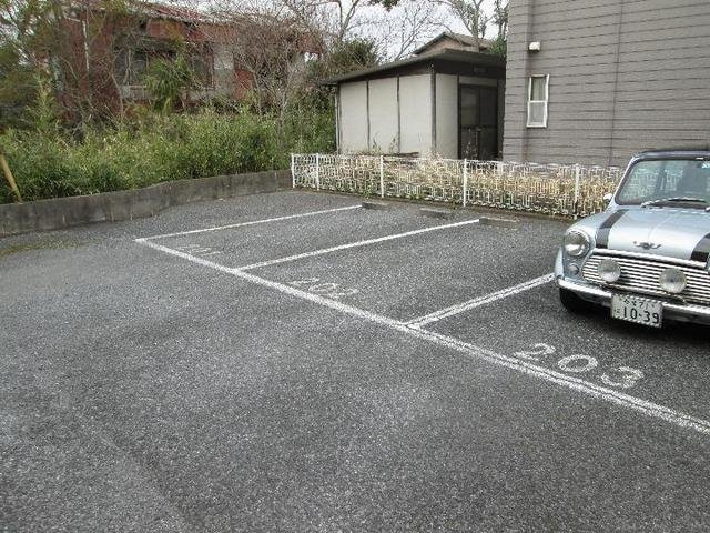駐車場に車を止められます