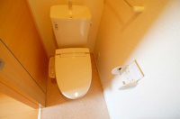 ゆったりとした空間のトイレです