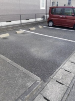 車をお持ちの方に嬉しい駐車場付きの物件です