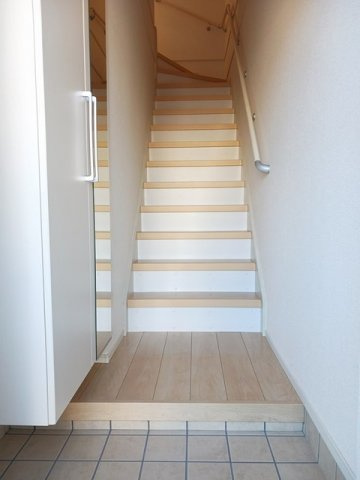落ち着いた玄関です