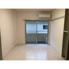 こちらの居間で趣味の時間をお楽しみください