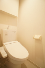 コンパクトで使いやすいトイレです