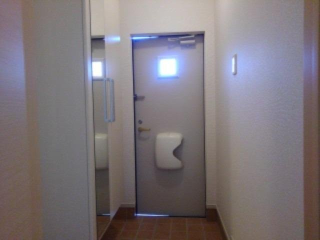 ゆったりとした玄関です