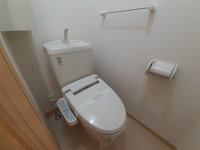 清潔感のあるトイレです