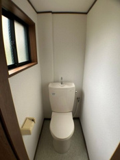 落ち着いたトイレです