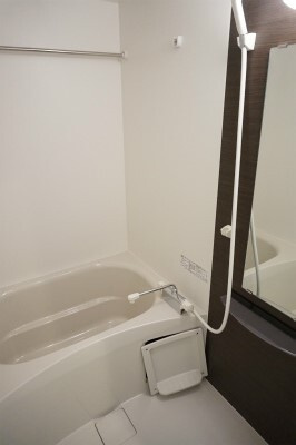 落ち着いた空間のお風呂です