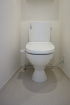 シンプルで使いやすいトイレです