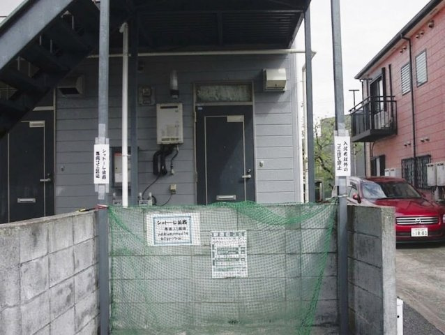 敷地内ゴミ置き場