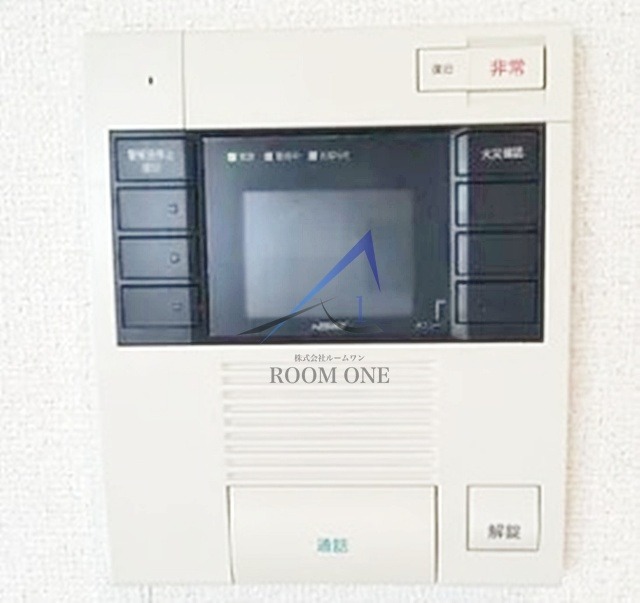 リバーレ秋葉原のセキュリティ|モニター付きインターホンです。