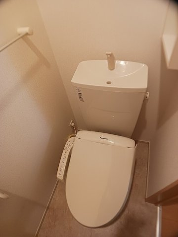 落ち着いたトイレです