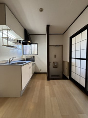 こちらの居間で趣味の時間をお楽しみください