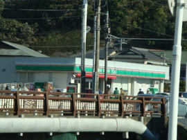 コンビニ（ローソン）まで160ｍ