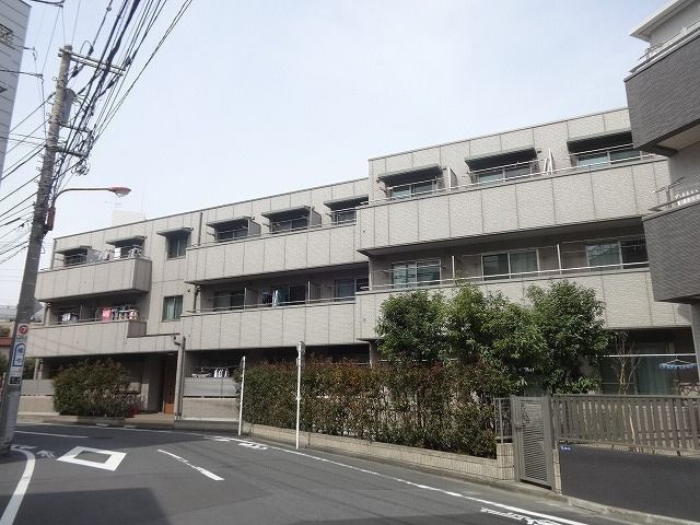 アルテールA棟のロビー