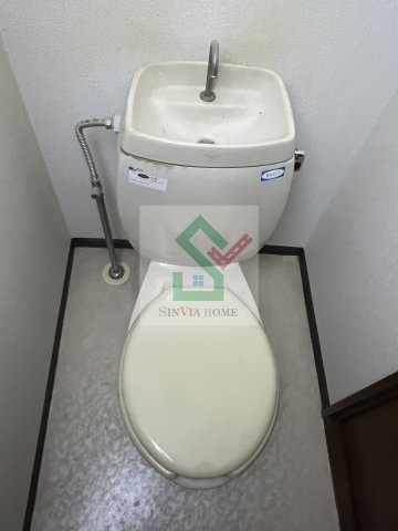サンプレイスのトイレ